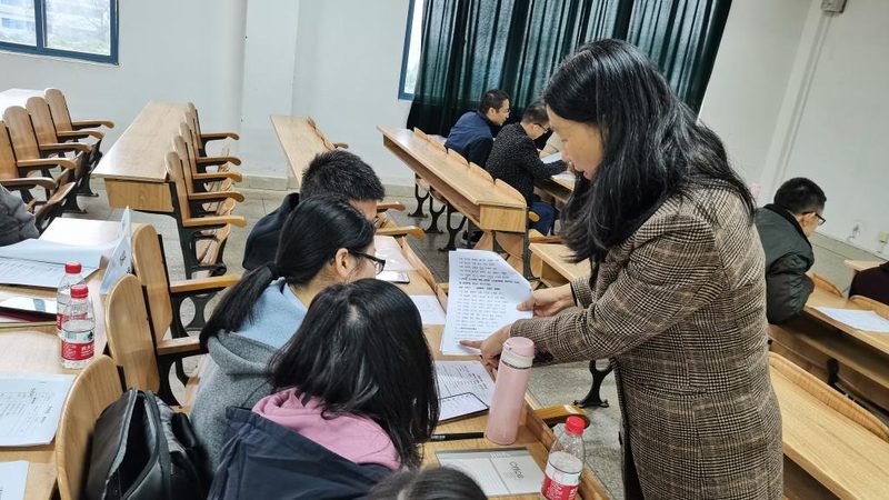 注册会计师培训课程的报价通常包括以下几个方面：